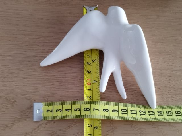 Conjunto de 2 andorinhas de cerâmica brancas