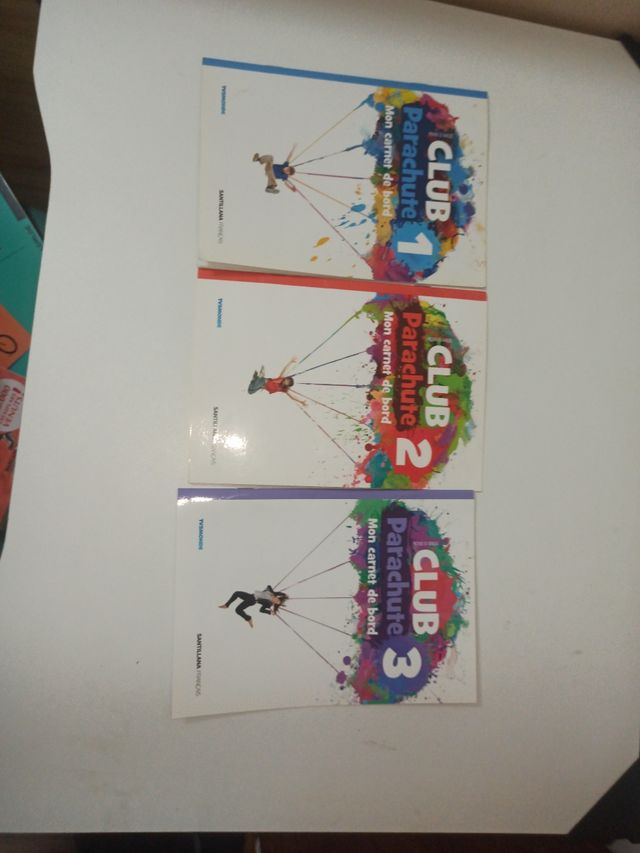 Libro pequeño Frances club parachute