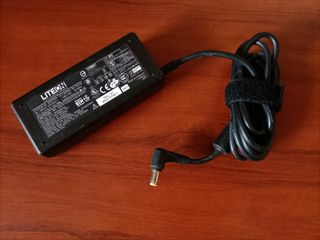 Cargador portátil Liteon