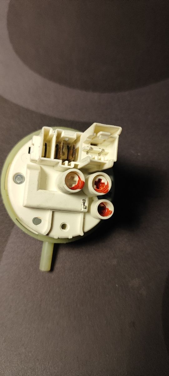 Regulador nivel de agua lavadora balay