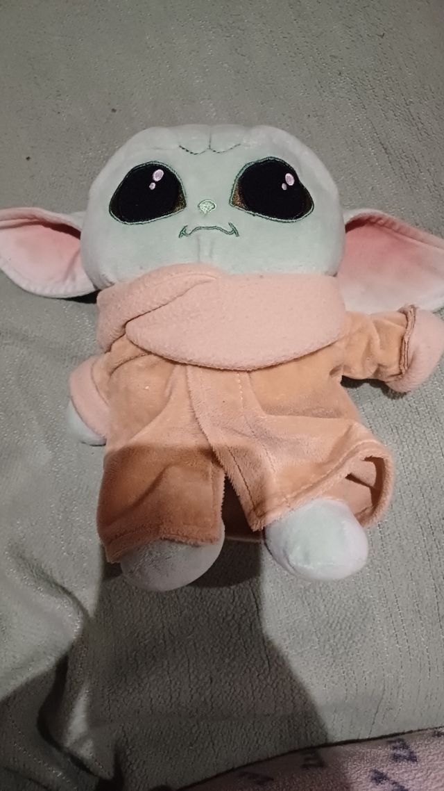 Baby yoda peluche