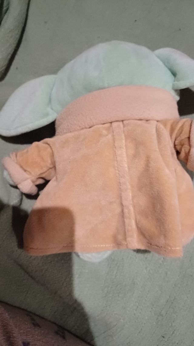 Baby yoda peluche