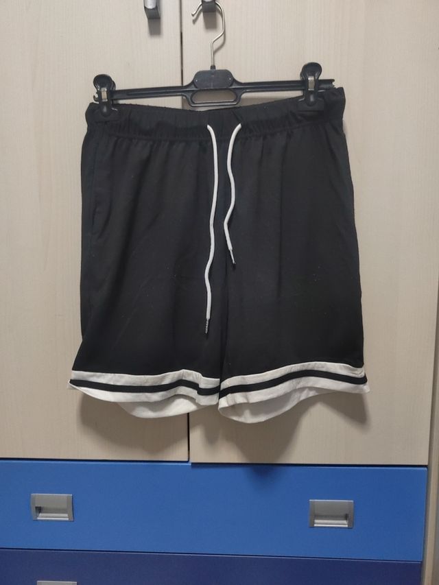 Pantalones deportivos negros