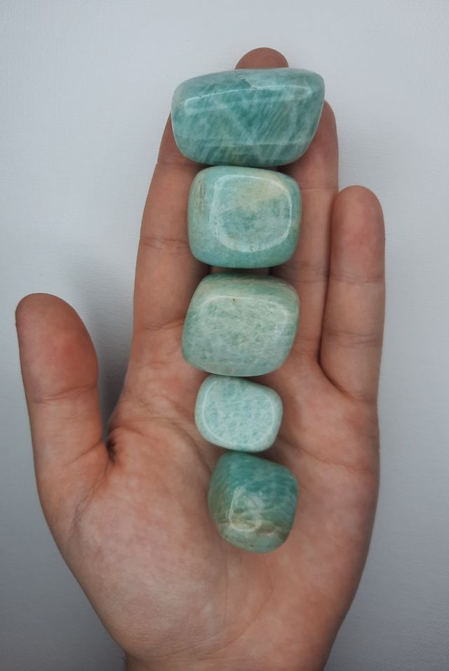 Amazonita natural rodada