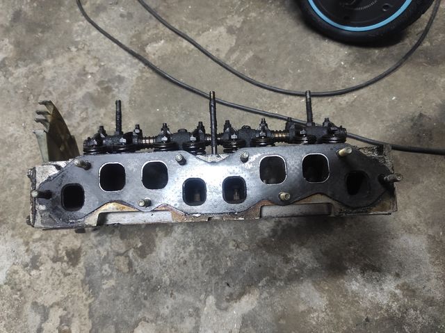 Culata Renault super5  1.4