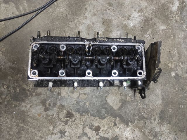 Culata Renault super5  1.4