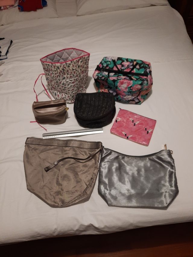 Set 5 trousse +2 interni borse