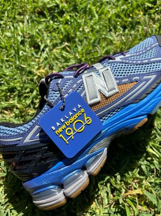 New Balance 1906R Action Bronson Medusa Azul