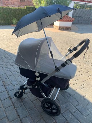 Sombrilla y mosquitera marca Bugaboo
