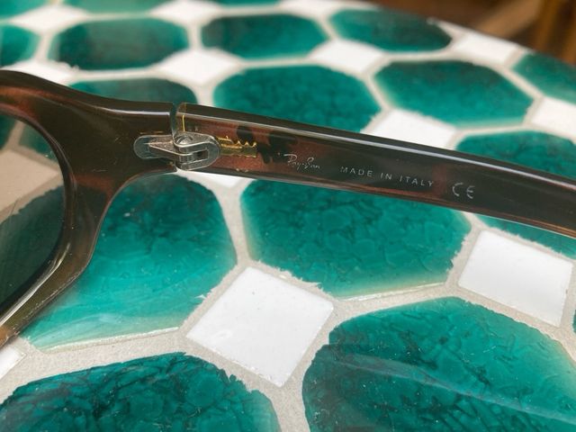 Gafas de sol montura envolvente RB2126