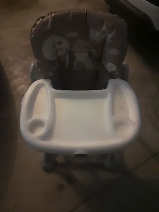 Trona para niños y niñas