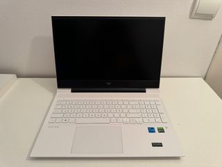HP Victus 16'' (i5, 16gb RAM y RTX 3050 Ti)