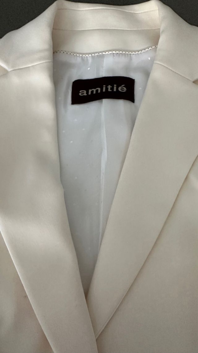 Blazer blanco crudo/ hueso de mujer “Amitié”