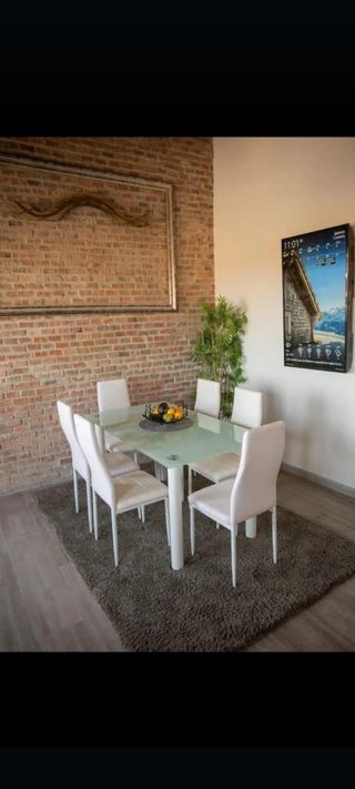 MESA CON 6 O 4 SILLAS NUEVA