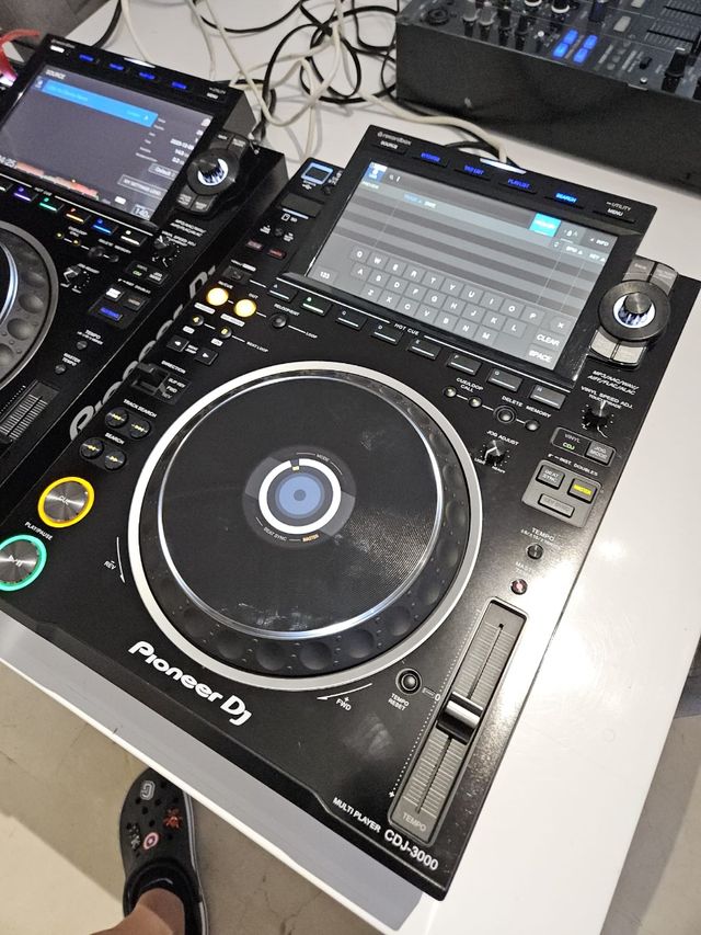 ALQUILER CABINA PIONEER