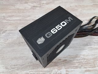 Fuente Cooler Master G650M (650W)