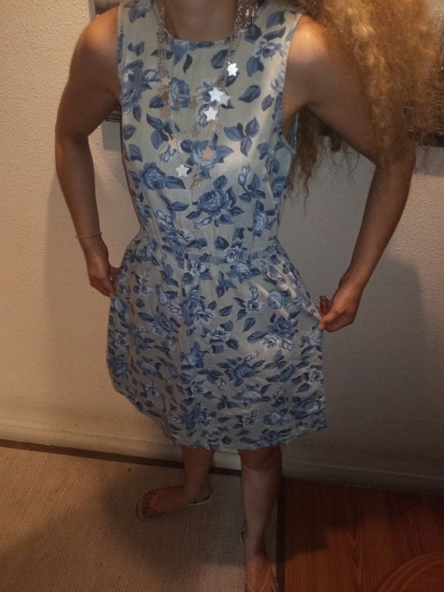 Vestido azul flores azules T.36