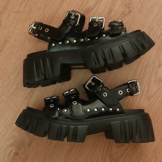 Sandalias Buffalo (40)