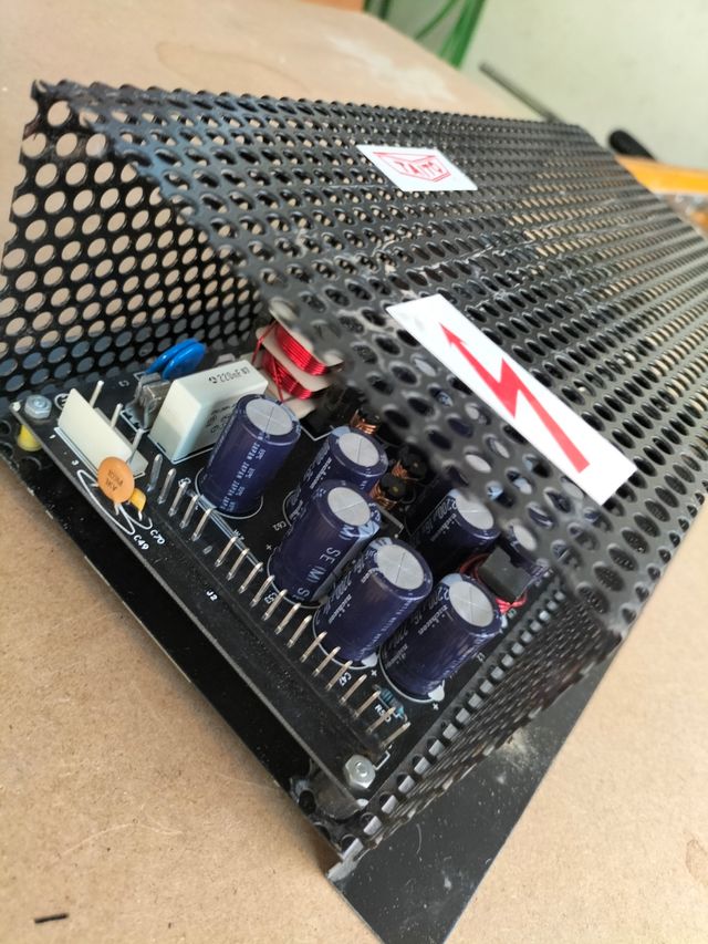 Fuente alimentación taito