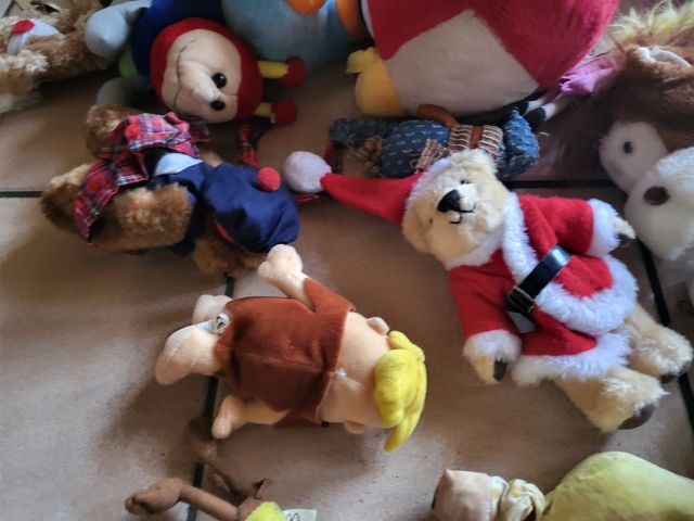 set di pupazzi piu di 20  nuovi adatti a bimbi