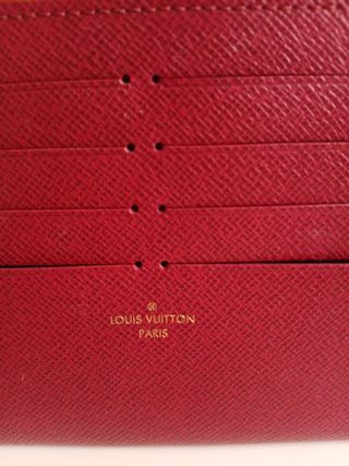 Tarjetero Louis Vuitton 