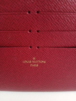 Tarjetero Louis Vuitton 
