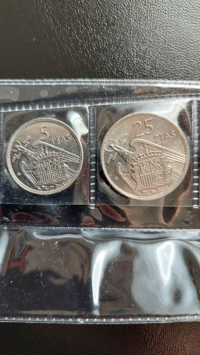 Tira de monedas con ocho valores del año 1971