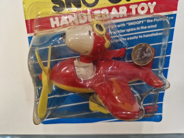 Snoopy Handlebar Toy años 70s