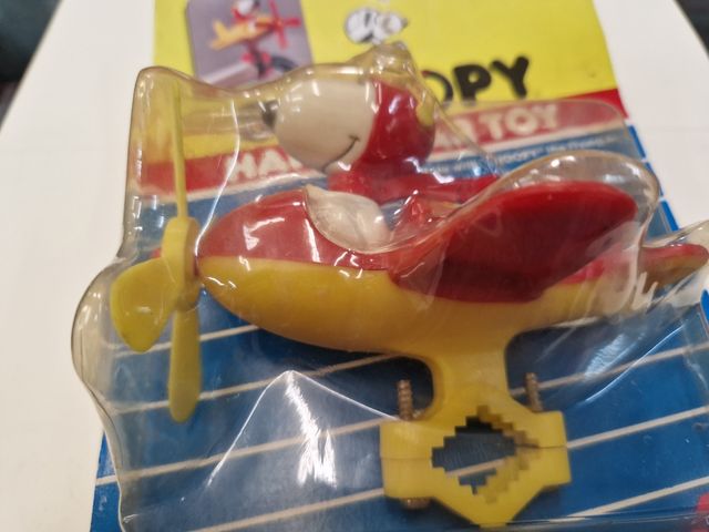 Snoopy Handlebar Toy años 70s