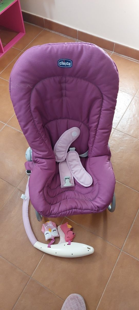 Silla mecedora bebe