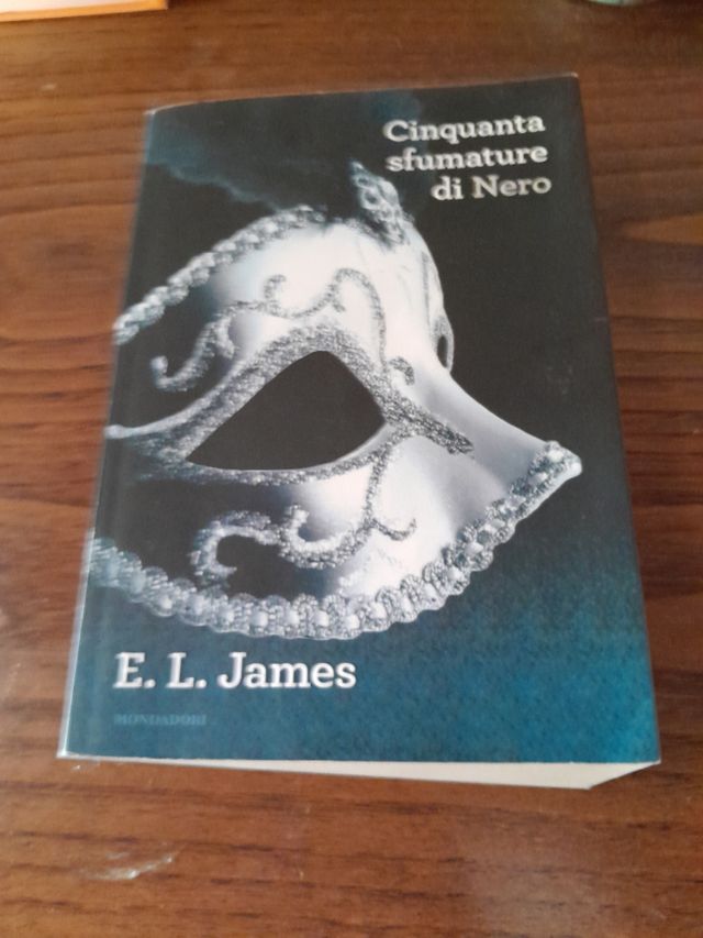 Cinquanta sfumature di nero E.L.James