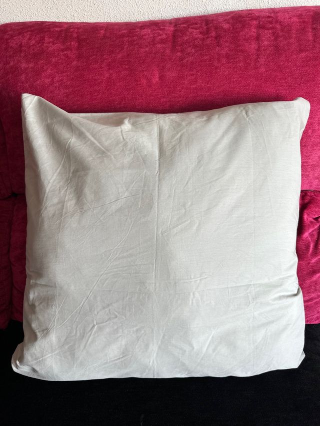 Cojín 60 cm