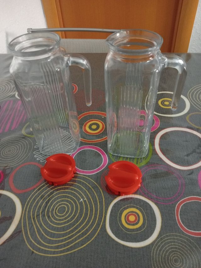 2 JARRAS DE AGUA
