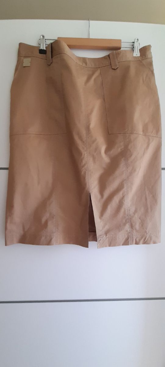 Falda de Purificacion García