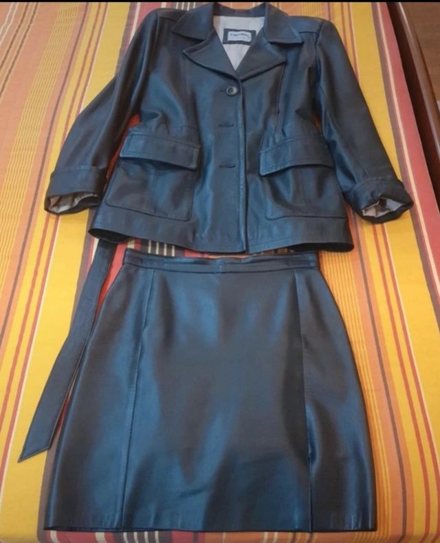 Tailleur in vera pelle