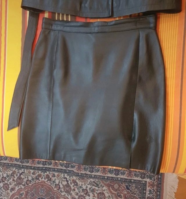 Tailleur in vera pelle