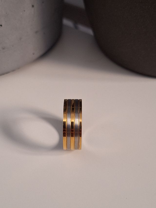 Anillo antiestrés de acero dos colores