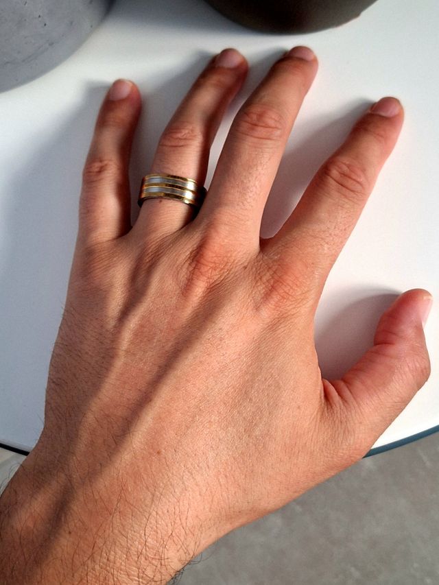 Anillo antiestrés de acero dos colores