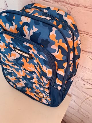 Mochila escolar a estrenar 