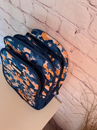 Mochila escolar a estrenar 