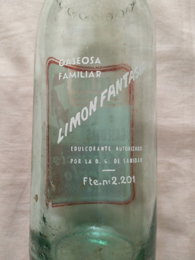 Bottiglia di soda antica