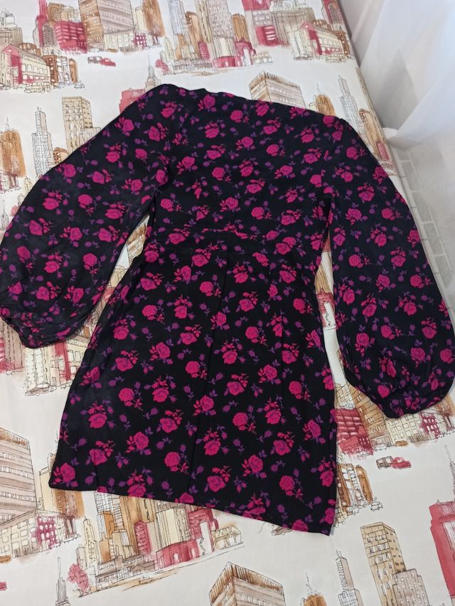 Vestido floreado - Bershka