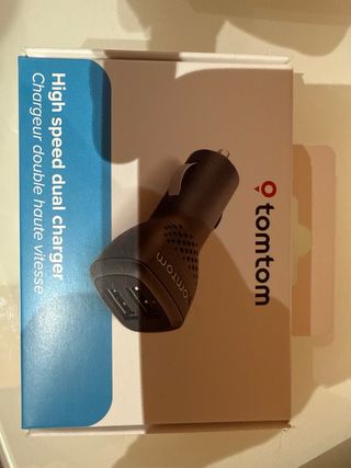 Gps tomtom 520 5” y accesorios