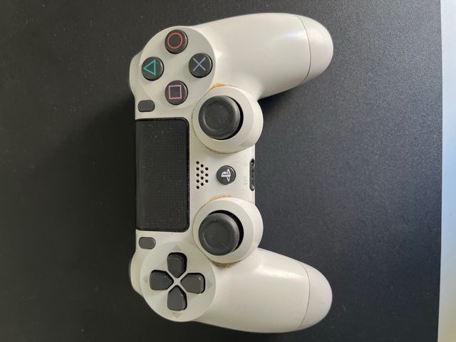 PS4 SLIM 1 TB + JUEGOS + MANDO