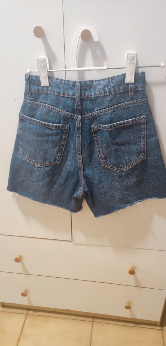 Short longline Stradivarius