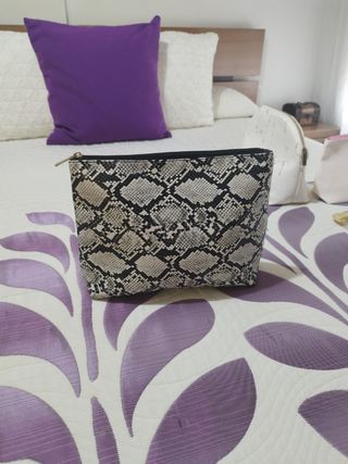 Neceser o bolso de mano