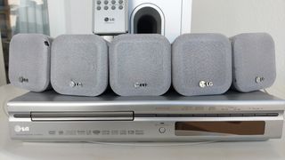 Home Cinema LG LH-T6340D