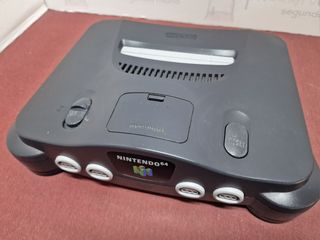Consola Nintendo 64 en caja 