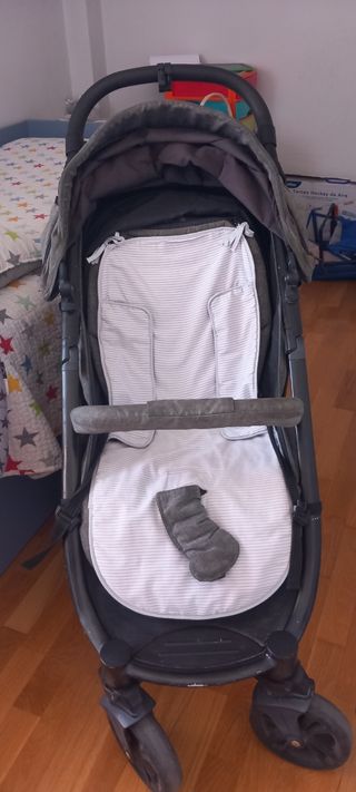 Silla Paseo bebé JOIE + saco y bolsa
