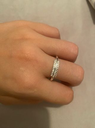 Conjunto de collar y anillos